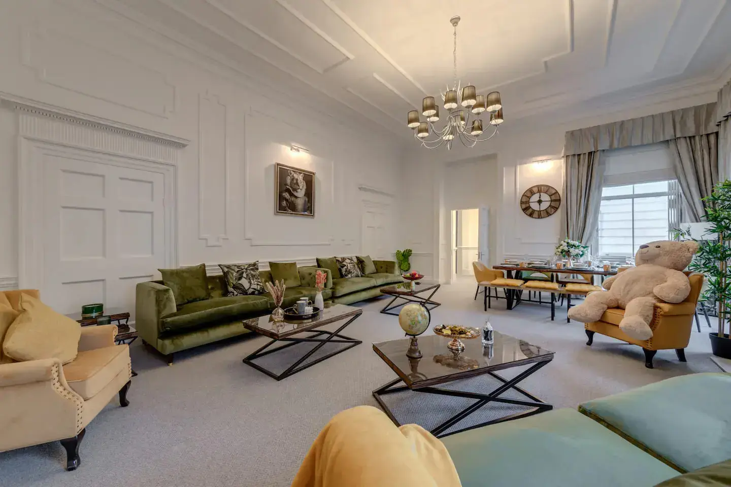 Chic Urban Haven in Mayfair